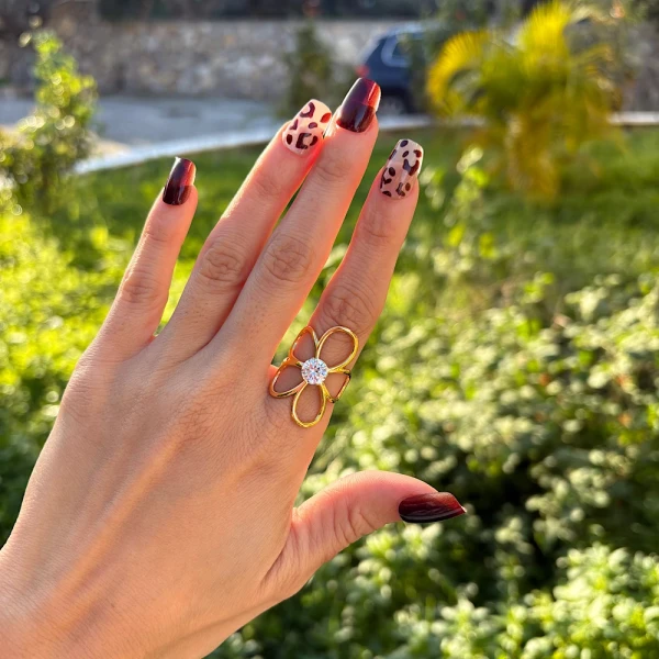 Bloom Shine Ring –Ατσάλινο Δαχτυλίδι Λουλούδι (Αυξομειούμενο)