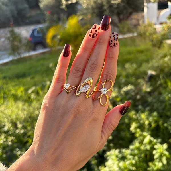 Bloom Shine Ring –Ατσάλινο Δαχτυλίδι Λουλούδι (Αυξομειούμενο)