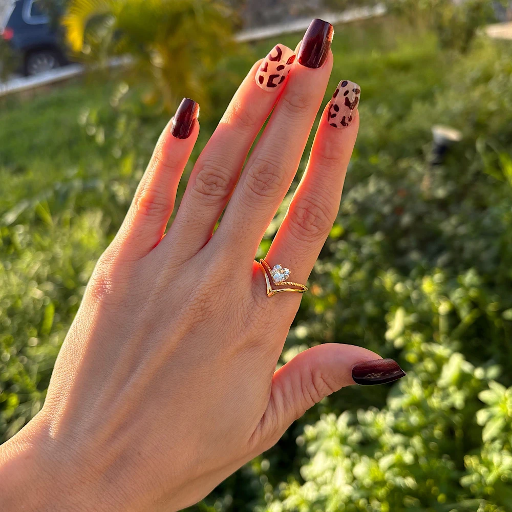 V Sparkle Ring – Ατσάλινο Δαχτυλίδι (Αυξομειούμενο)