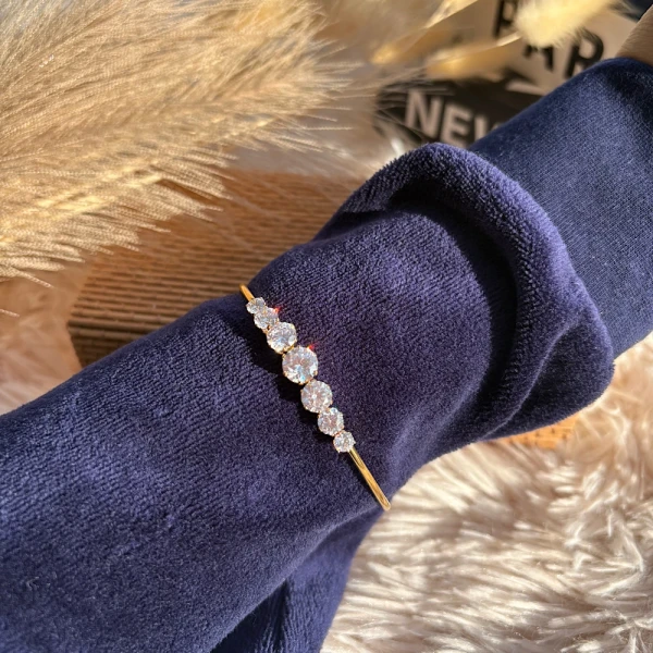 Crystal Line Cuff – Ατσάλινο Βραχιόλι(Αυξομειούμενο)