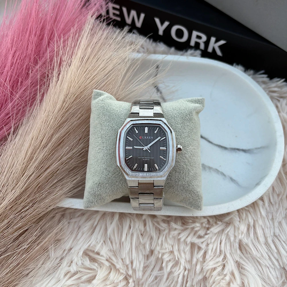 Black Horizon – Ατσάλινο Ρολόι Ασημί με Μαύρο Καντράν.