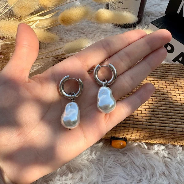 Ατσάλινα Σκουλαρίκια Dual Pearl Hoops.