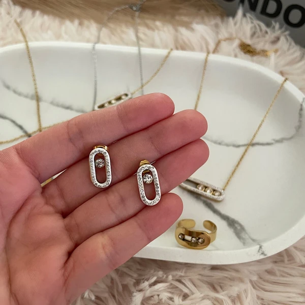 Glint Capsule Earrings-Steel earrings.(zircons)